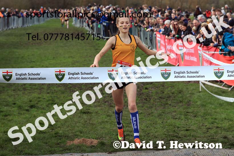 Junior Girls 2024 English Schools Cross Country Champs., Pontefract, March 16th.  Photo: David T. Hewitson/Sports for All Pics